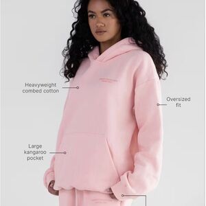 Comfrt Bubblegum Pink Oversized Zipped Hoodie
